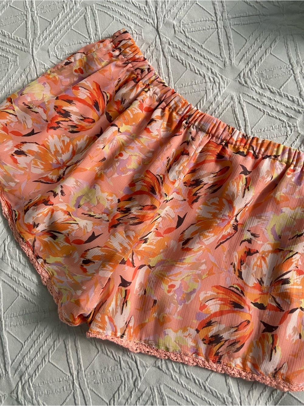 Aritzia Talula Pink and Orange Floral Flowy Shorts - Picture 4 of 11